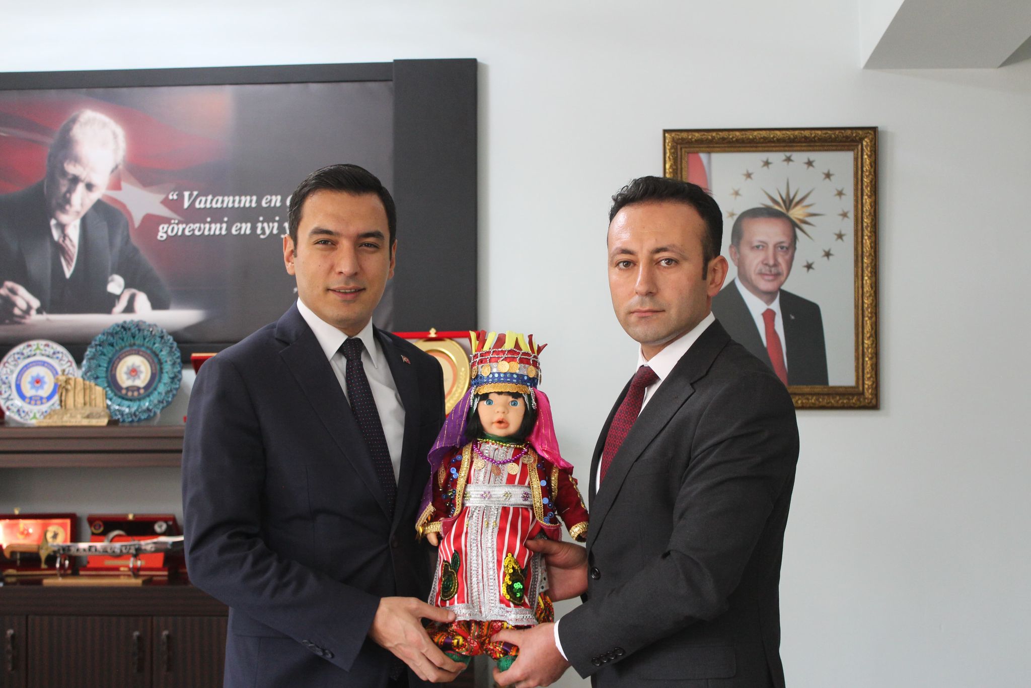 Halk Eğitim Müdürü ve Kır Efeleri Grubundan Kaymakam UĞUZ’a Ziyaret