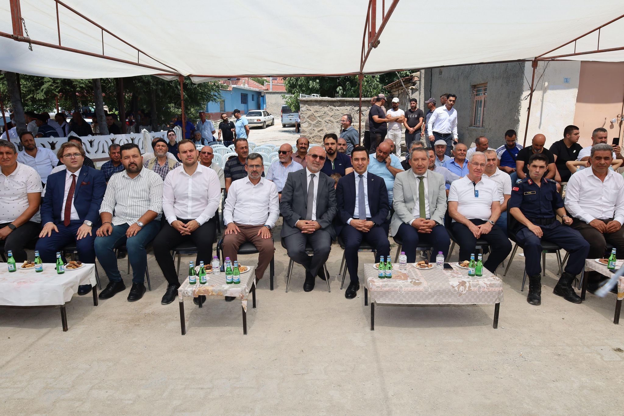 Ocaklı Mahallesi’nde Sultan Alparslan Camii Dualarla Açıldı