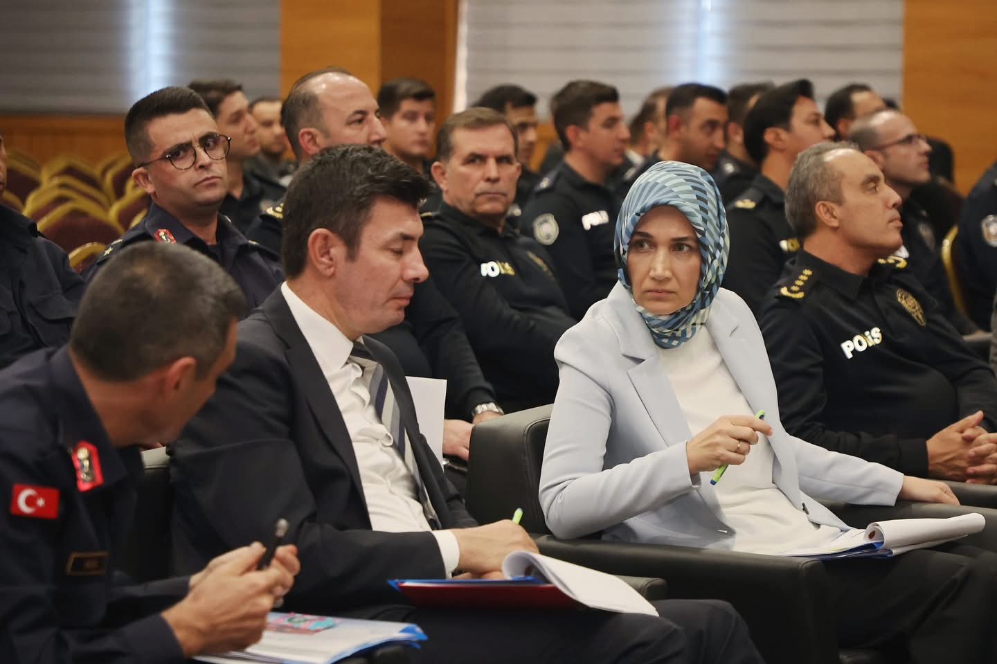 Afyonkarahisar’da Vali Yiğitbaşı Başkanlığında Aylık Asayiş Toplantısı Yapıldı
