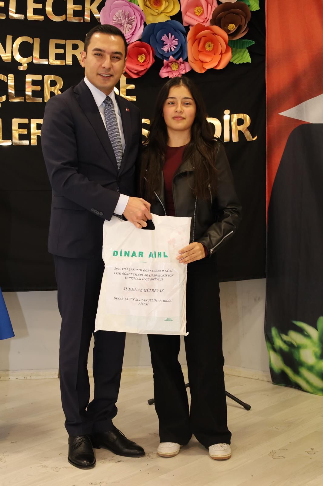 Dinar’da 24 Kasım Öğretmenler Günü Coşkuyla Kutlandı