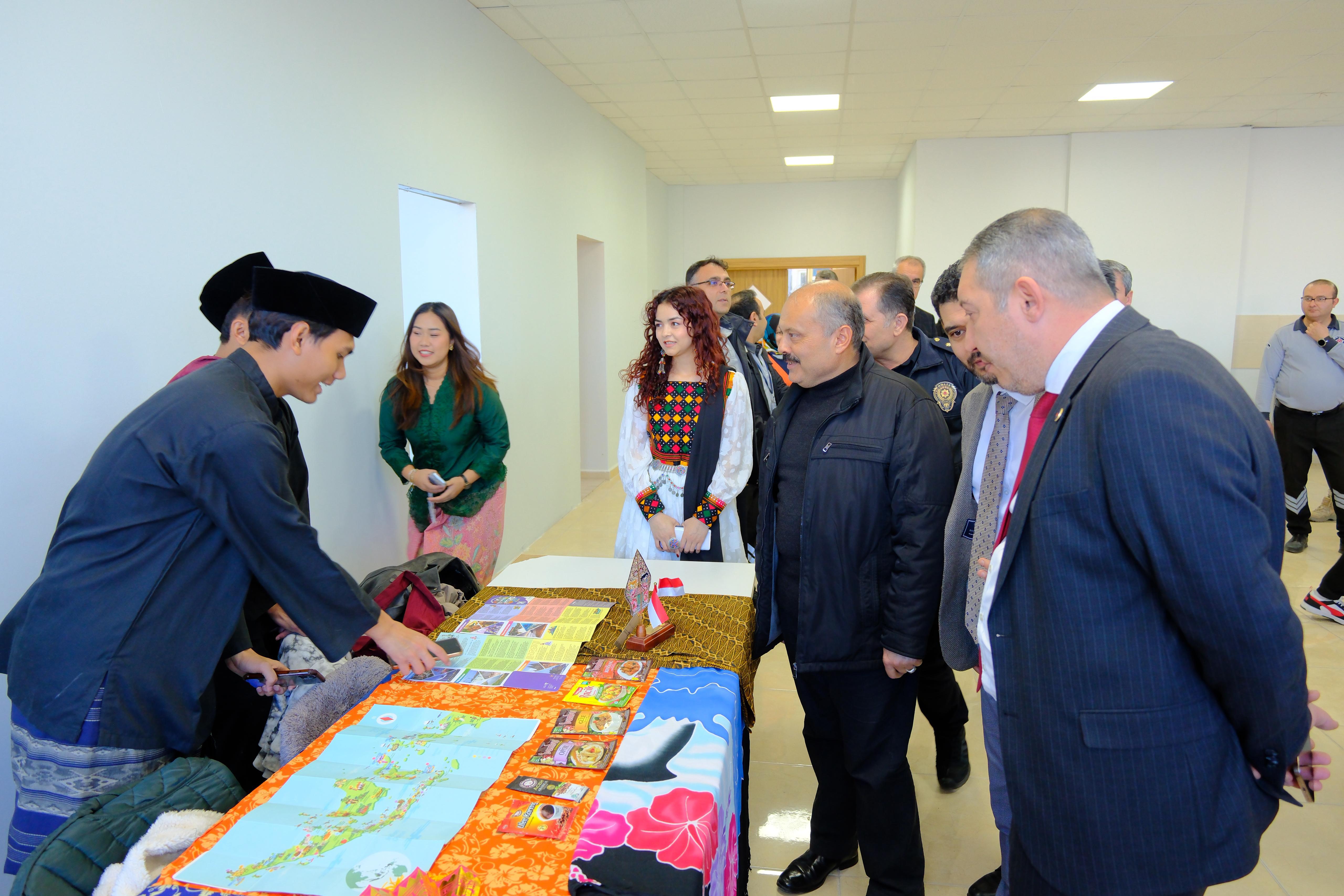 Uluslararası Öğrenciler Kültür Buluşması Dinar’da Gerçekleştirildi