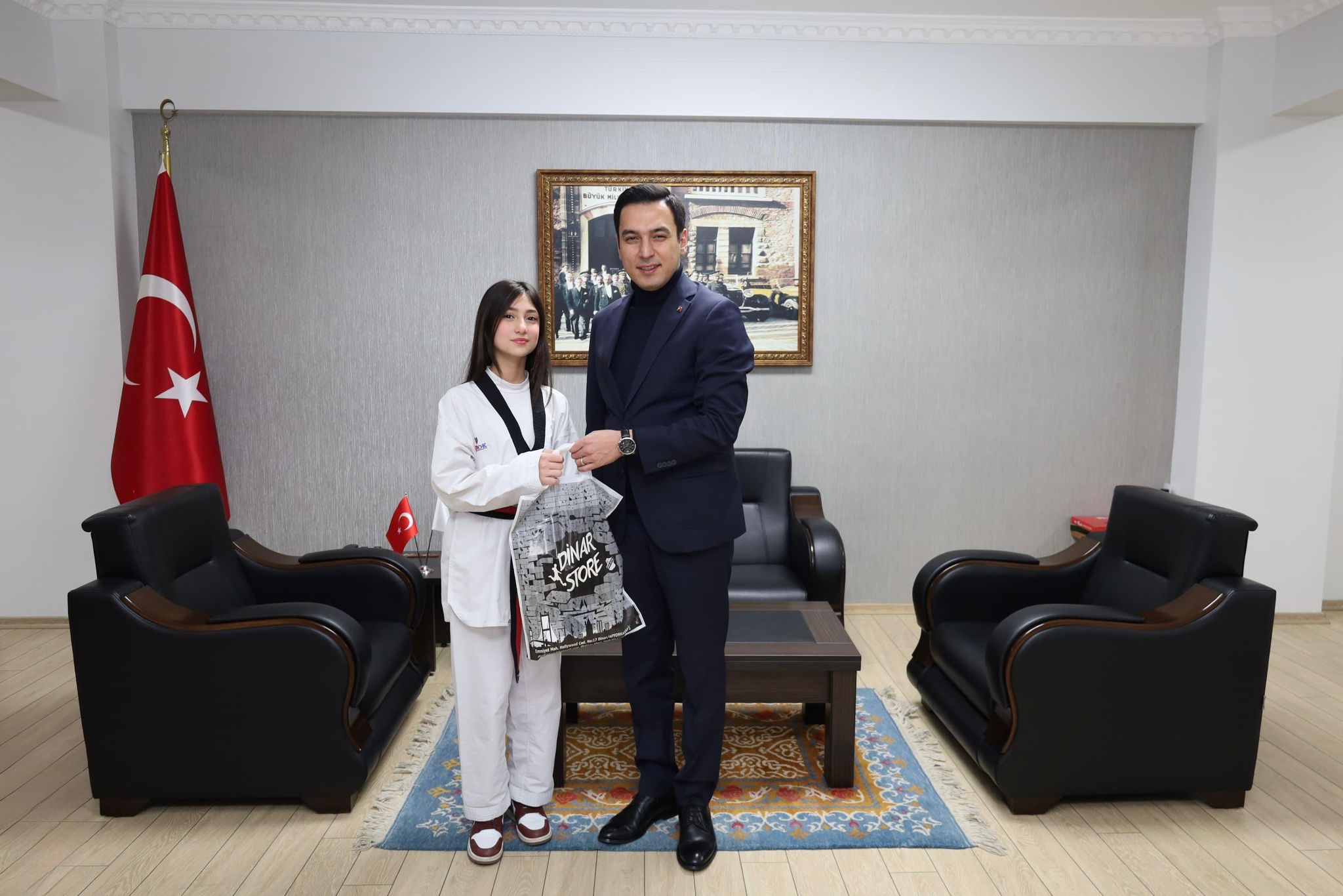 Kaymakamımız Hasan UĞUZ, Taekwondo Sporcularını Ağırladı
