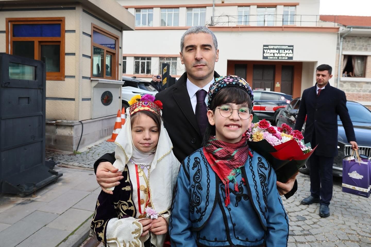 Afyonkarahisar Valisi Dr. Naci Aktaş Görevine Başladı ve Başarılar Dileriz!