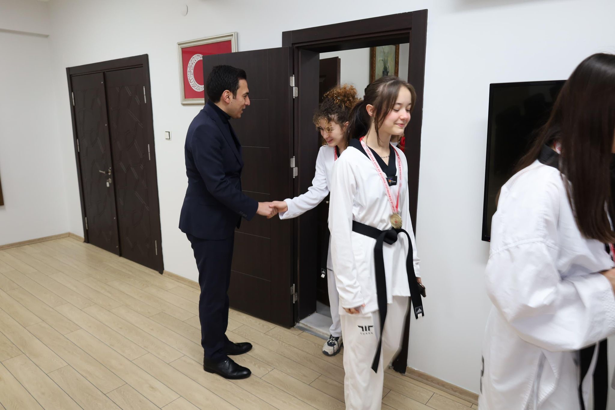 Kaymakamımız Hasan UĞUZ, Taekwondo Sporcularını Ağırladı