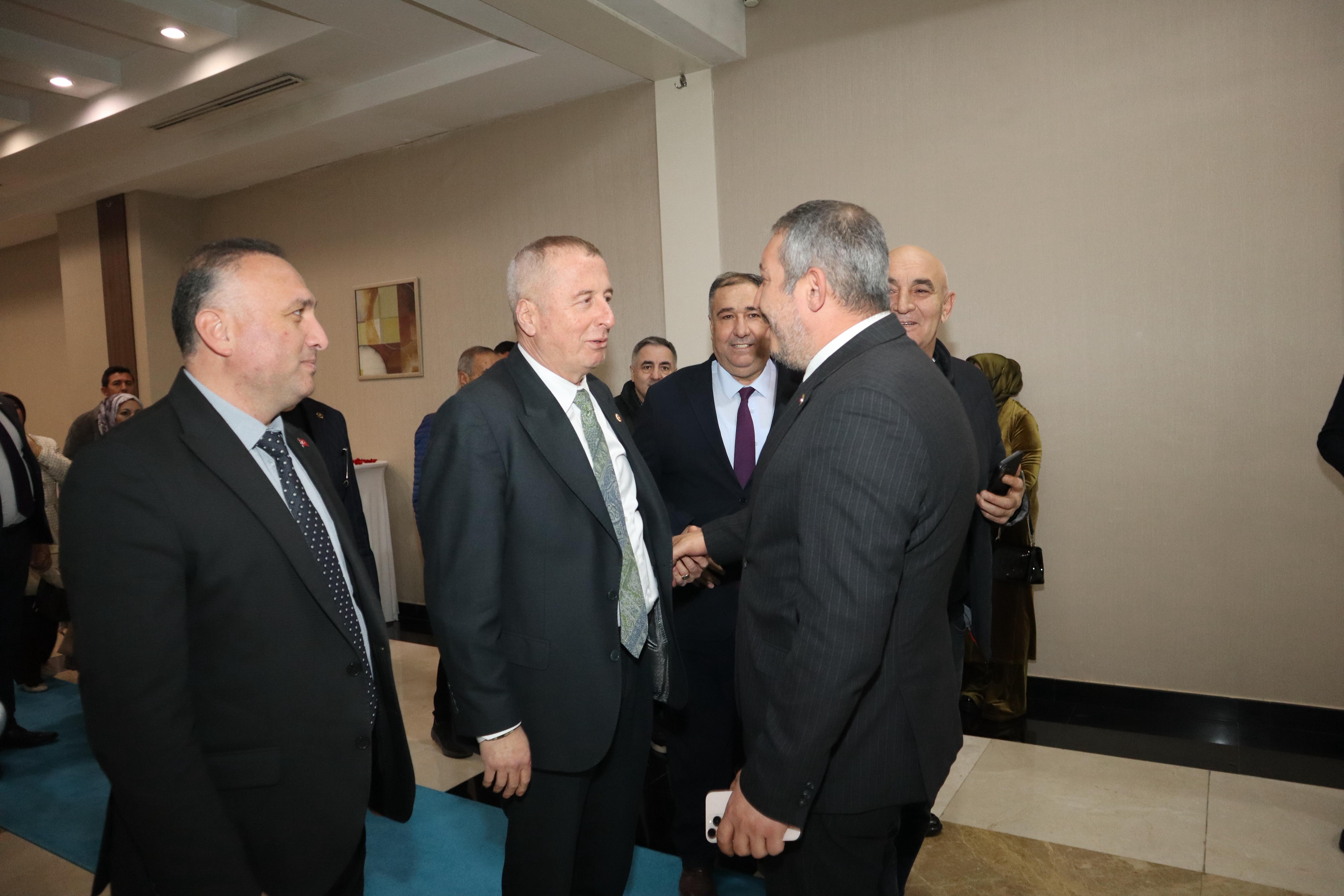 Afyonkarahisar Valimiz Doç. Dr. Kübra Güran Yiğitbaşı’na Veda Yemeği