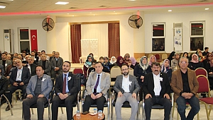 Dinar'da Mevlid-i Nebi, "Peygamberimiz ve Aile" konulu konferans Verildi 