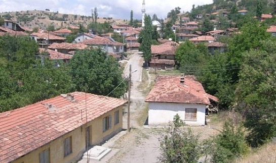 Bademli Köyü'nde İçme Suyu Sıkıntısı