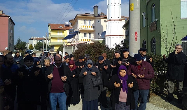 Dinar'dan Umreciler Kutsal Topraklara Uğurlandı