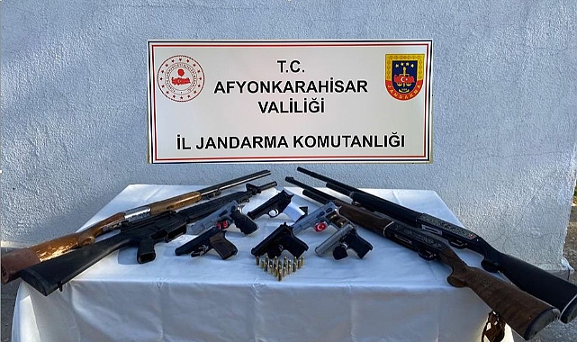 Afyon Ekiplerinden Dinar'da Büyük Operasyon