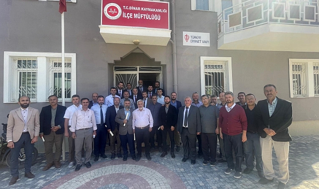 Dinar Kaymakamı Kemal Duru Camiler ve Dinar Görevlileri Haftasını Kutladı