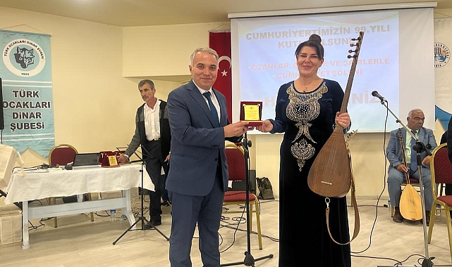 Dinar Kaymakamı Kemal Duru Cumhuriyet Şölenine Katıldı