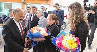 VELİ ÖZCAN MAZBATAYI ALDI