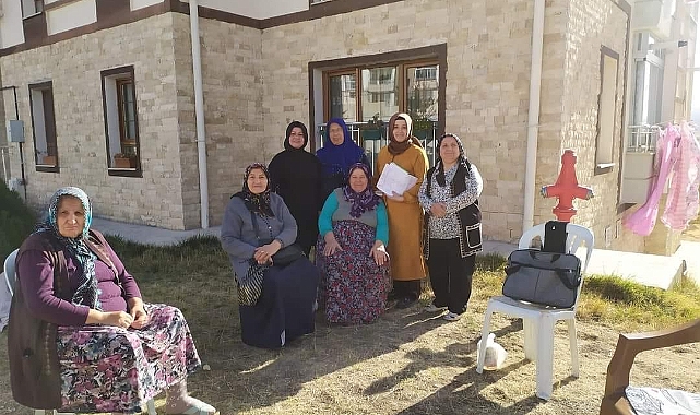Dinar'da Ak Kadınlar Cumhurbaşkanımız İçin Destek İstiyor