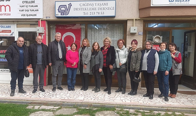 Dr. Demirkırkan'dan eğitim öncüsü ÇYDD'ye ziyaret