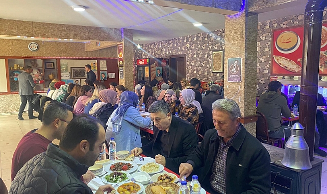 Tatarlı'da Tüm Öğretmenler İle Başkan Şuayyup Çiçek Yemek'te Buluştu