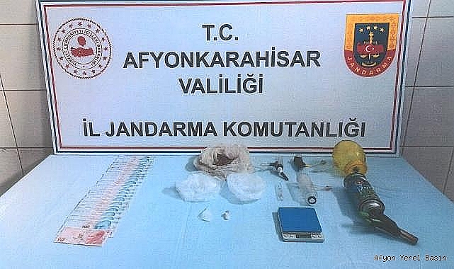 Dinar Tatarlı'da Jandarmadan Uyuşturucu Operasyonu