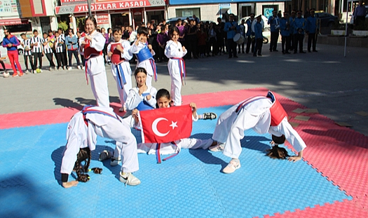 Dinar’da Spor Haftası Kutlandı