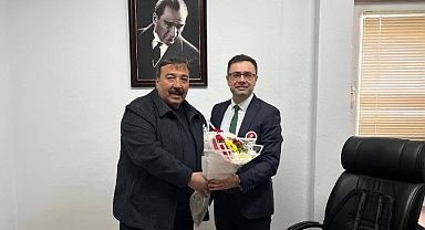 MHP Dinar İlçe Başkanı Mustafa Karahan, Dinar Vergi Dairesi'ni Ziyaret Etti