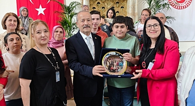 Taytak, Özel Bireyli Çocukları TBMM’de ağırladı