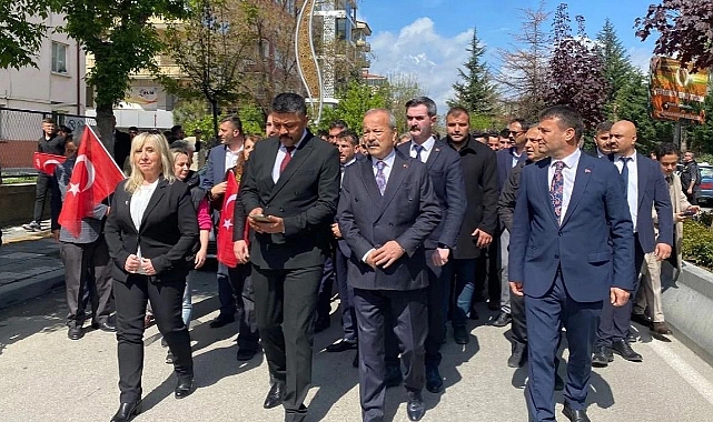 Afyonkarahisar’da Türkçülük Günü’nde Tek Yürek: Taytak ve Vatandaşlar Meydanda! 