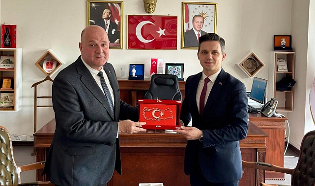 Dazkırı Belediye Başkanı Fatih Çiçek’ten Kültür ve Turizm İl Müdürü Yusuf Altın’a Ziyaret