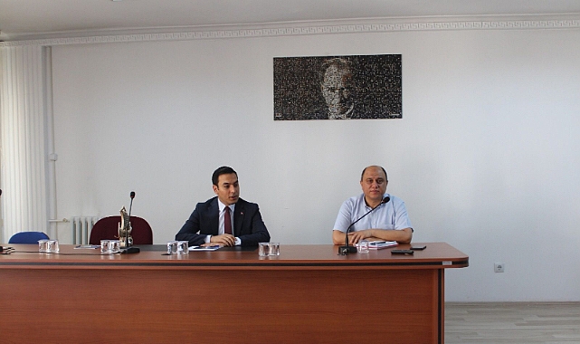 Kaymakamımız Hasan UĞUZ, Merkez, Belde ve Köy Muhtarlarıyla Tanışma Toplantısı Yaptı