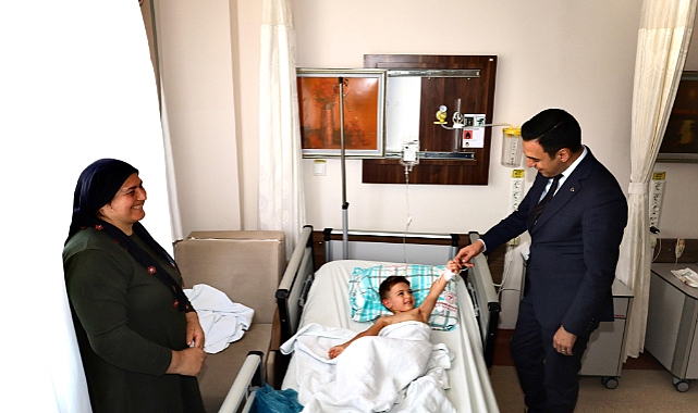 Kaymakamımız Hasan UĞUZ’dan Hastane ve Hasta Ziyareti
