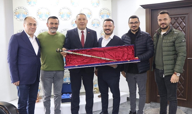 AYGAZ BAYİLERİNDEN BELEDİYE BAŞKANIMIZ VEYSEL TOPÇU’YA ZİYARET